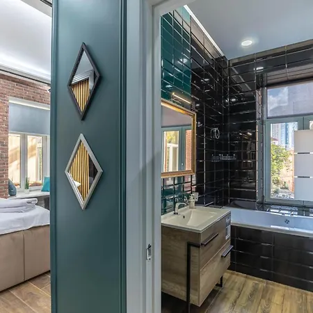 Luxury Urban Lofts Across Baseina 5а & Arena Apartment